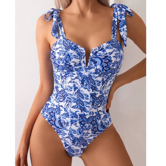Boho Floral Print Shoulder Tie One Piece Swimsuit Monokini - Picture 4 of 5